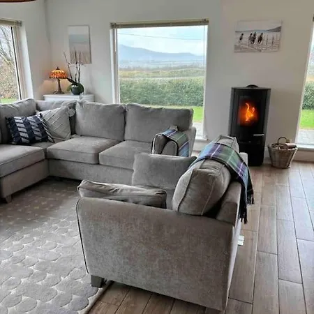 度假居 Idyllic, 5 Star Family With Panoramic Views, On The Wild Atlantic Way