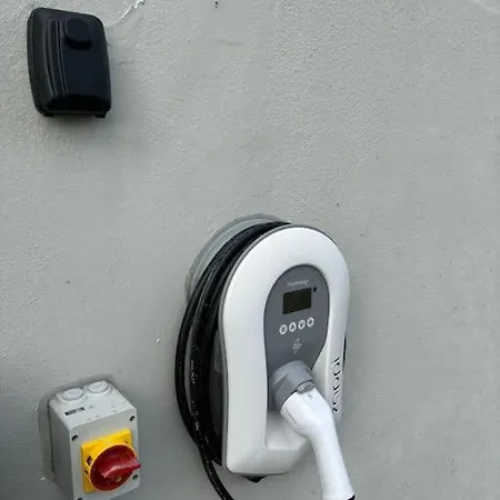 度假居 Idyllic, 5 Star Family With Panoramic Views, On The Wild Atlantic Way 金瓦拉