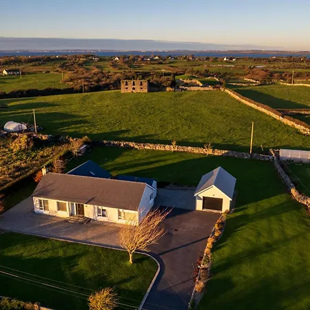 Idyllic, 5 Star Family With Panoramic Views, On The Wild Atlantic Way 度假居