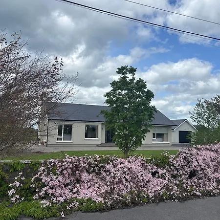 Idyllic, 5 Star Family With Panoramic Views, On The Wild Atlantic Way