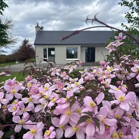 度假居 Idyllic, 5 Star Family With Panoramic Views, On The Wild Atlantic Way