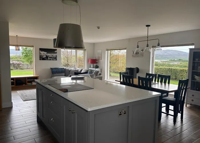 Idyllic, 5 Star Family With Panoramic Views, On The Wild Atlantic Way Сasa de vacaciones